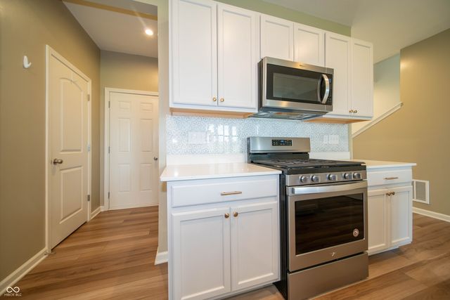 14158 Bay Willow Drive, Fishers, IN 46037