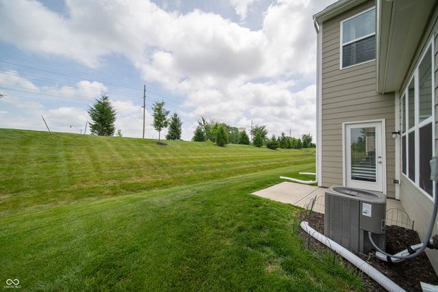 14158 Bay Willow Drive, Fishers, IN 46037