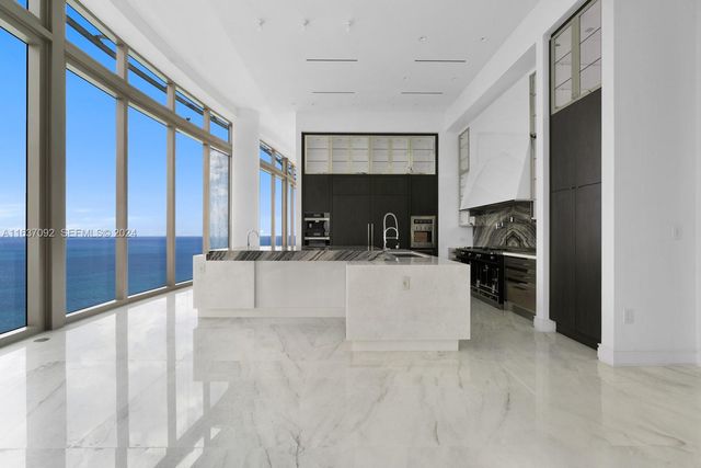 17901 Collins Ph4705 Ph4705, Sunny Isles Beach, FL 33160