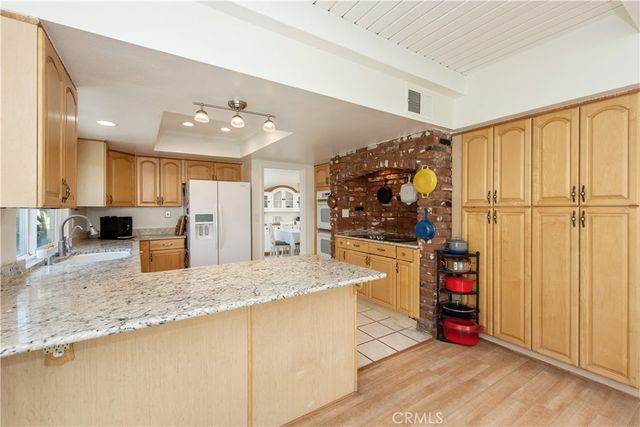 17682 Cassia Tree, Irvine, CA 92612