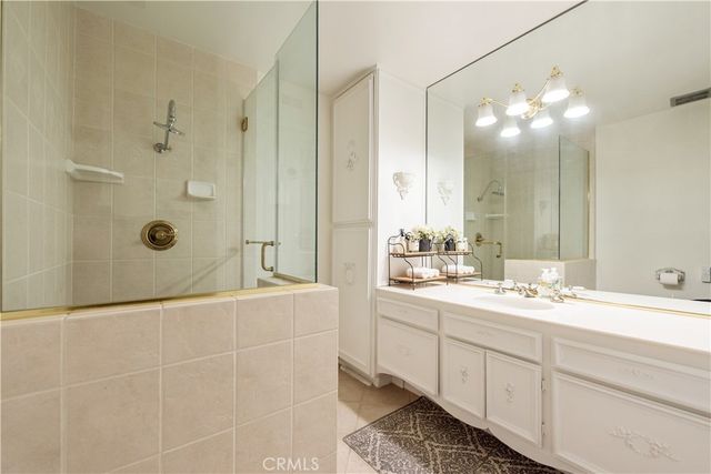 17682 Cassia Tree, Irvine, CA 92612