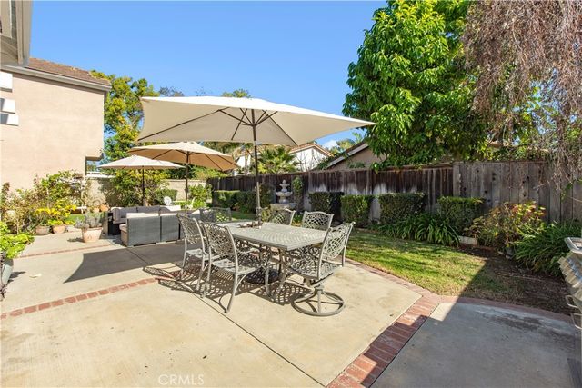 17682 Cassia Tree, Irvine, CA 92612