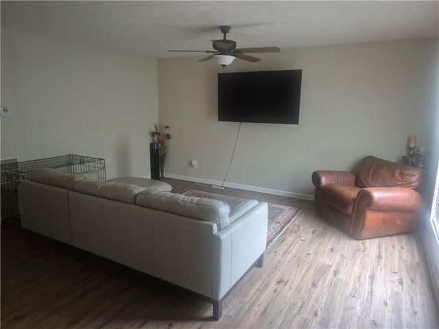 2289 Strathmoor Manor Drive, Lithonia, GA 30058