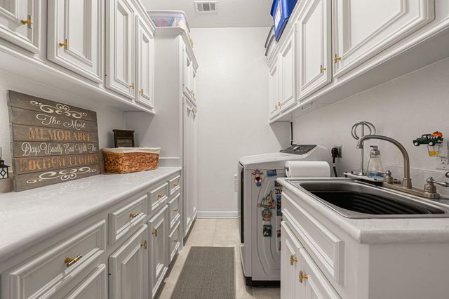 11357 Lake Oak Drive, Montgomery, TX 77356