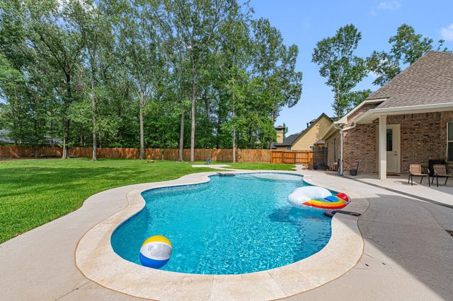 11357 Lake Oak Drive, Montgomery, TX 77356