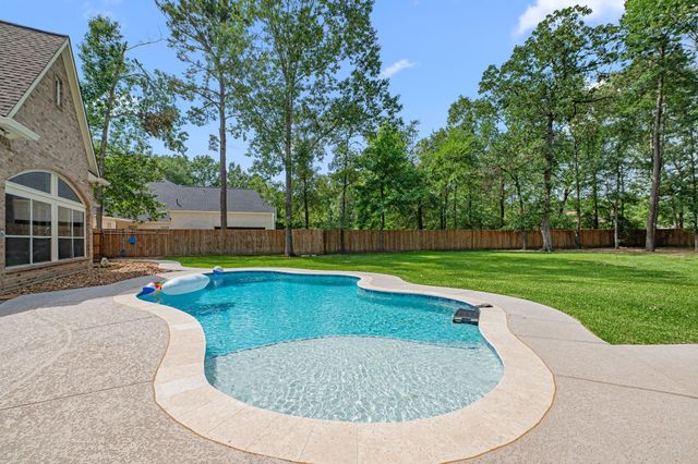 11357 Lake Oak Drive, Montgomery, TX 77356