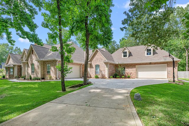 11357 Lake Oak Drive, Montgomery, TX 77356