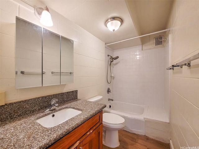 526 N School Street 307, Honolulu, HI 96817