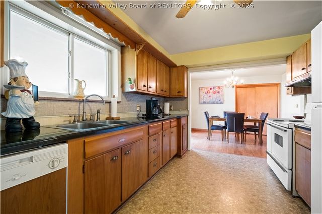 5311 Koontz Drive, Cross Lanes, WV 25313