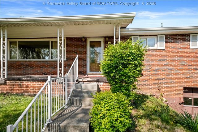 5311 Koontz Drive, Cross Lanes, WV 25313