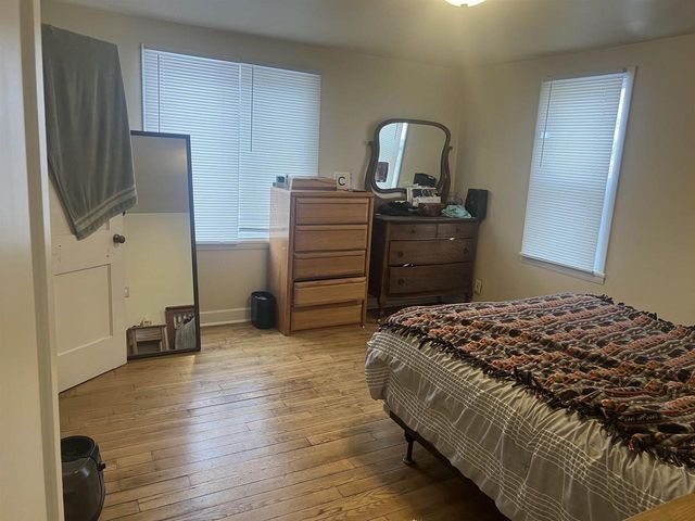 325 WASHINGTON AVENUE, Stevens Point, WI 54481