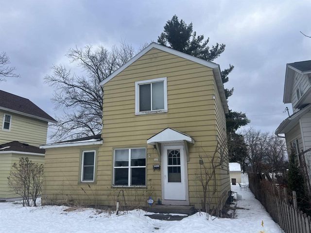 325 WASHINGTON AVENUE, Stevens Point, WI 54481