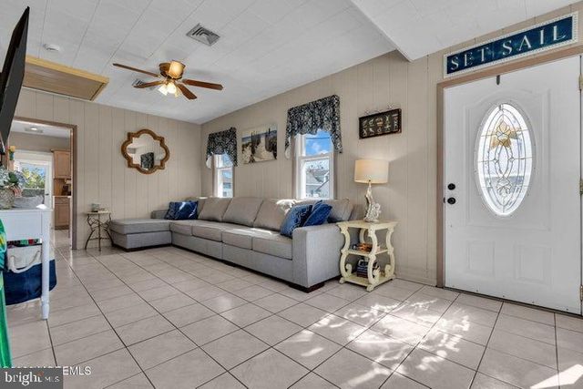 319 MONMOUTH AVE, Ocean Gate, NJ 08740