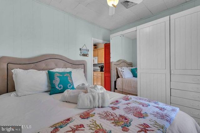 319 MONMOUTH AVE, Ocean Gate, NJ 08740