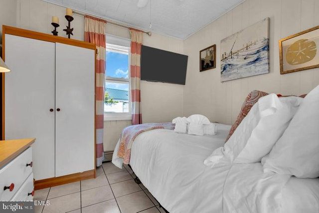 319 MONMOUTH AVE, Ocean Gate, NJ 08740