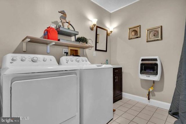 319 MONMOUTH AVE, Ocean Gate, NJ 08740