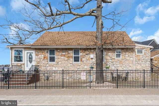 319 MONMOUTH AVE, Ocean Gate, NJ 08740