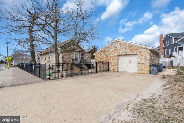 319 MONMOUTH AVE, Ocean Gate, NJ 08740