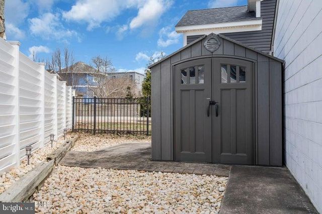 319 MONMOUTH AVE, Ocean Gate, NJ 08740