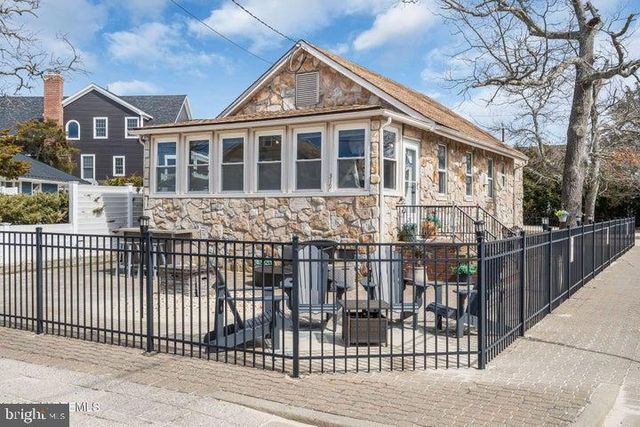 319 MONMOUTH AVE, Ocean Gate, NJ 08740
