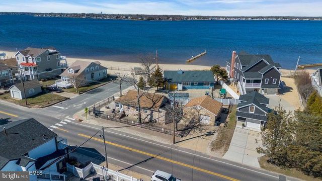 319 MONMOUTH AVE, Ocean Gate, NJ 08740