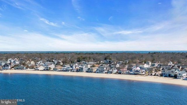 319 MONMOUTH AVE, Ocean Gate, NJ 08740