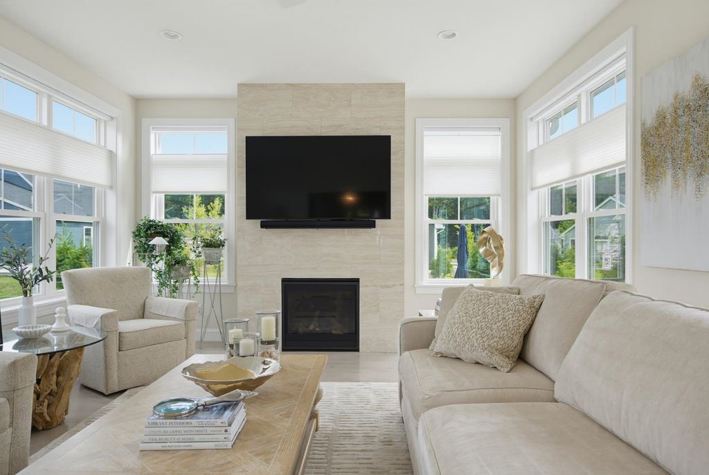 Image 20 of property listing at 6 Rose Fountain Lane # 31, Hampton, NH 03842