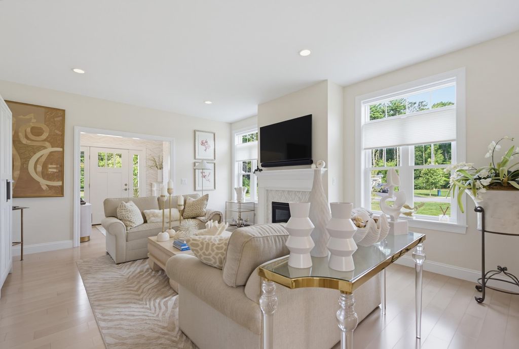 Image 6 of property listing at 6 Rose Fountain Lane # 31, Hampton, NH 03842