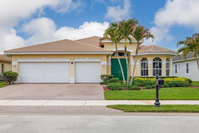 479 SW Lost River Road, Stuart, FL 34997