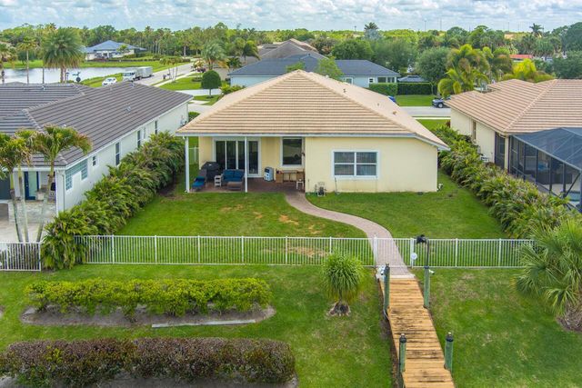 479 SW Lost River Road, Stuart, FL 34997