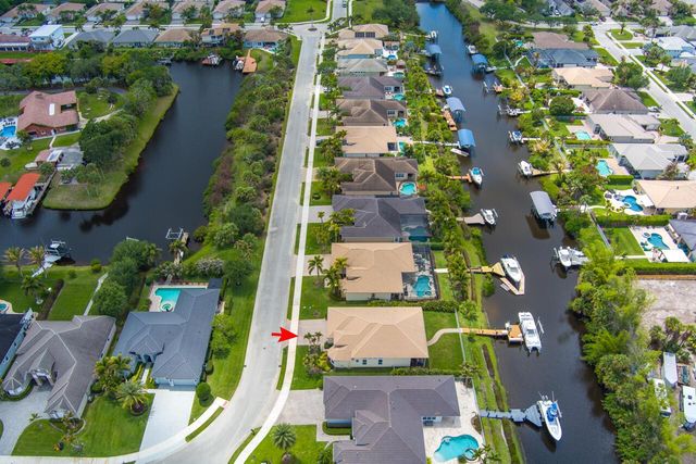 479 SW Lost River Road, Stuart, FL 34997