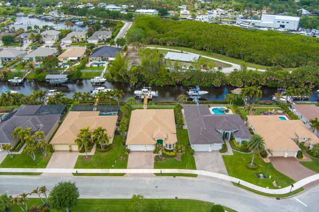 479 SW Lost River Road, Stuart, FL 34997