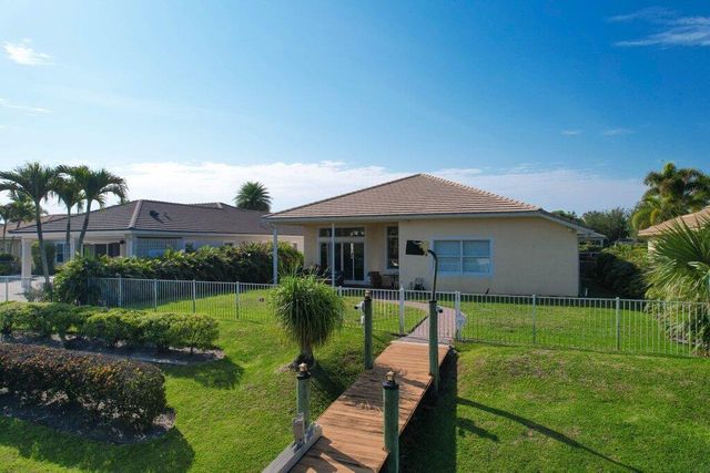 479 SW Lost River Road, Stuart, FL 34997