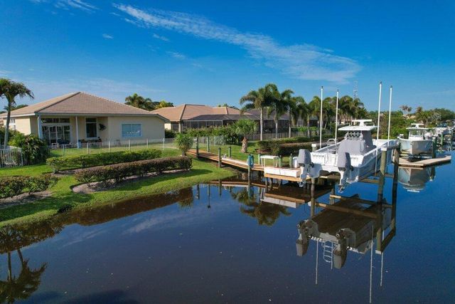 479 SW Lost River Road, Stuart, FL 34997