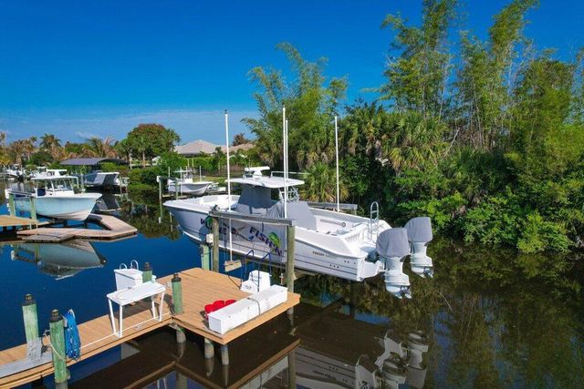 479 SW Lost River Road, Stuart, FL 34997