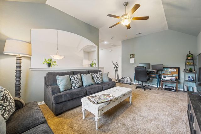 3 Maple Mill Court, Conroe, TX 77301