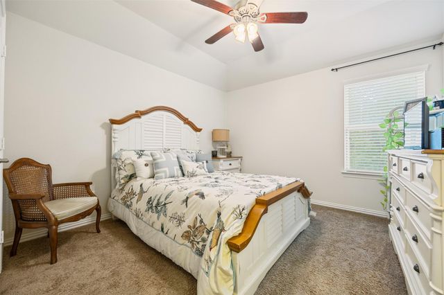3 Maple Mill Court, Conroe, TX 77301