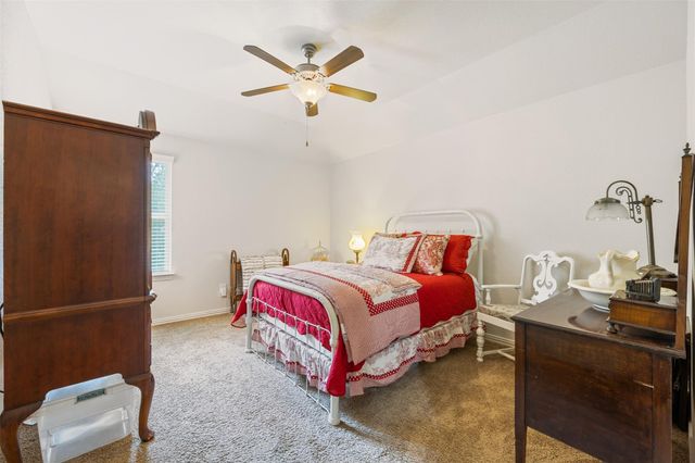 3 Maple Mill Court, Conroe, TX 77301