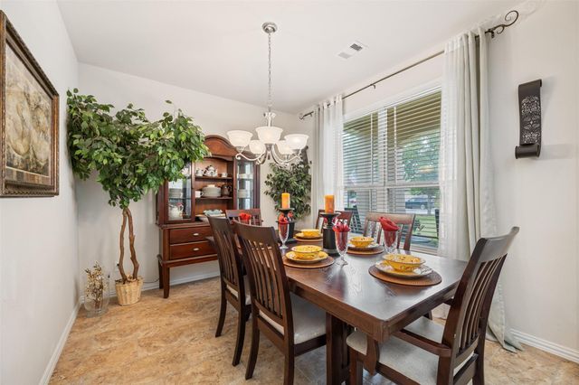 3 Maple Mill Court, Conroe, TX 77301