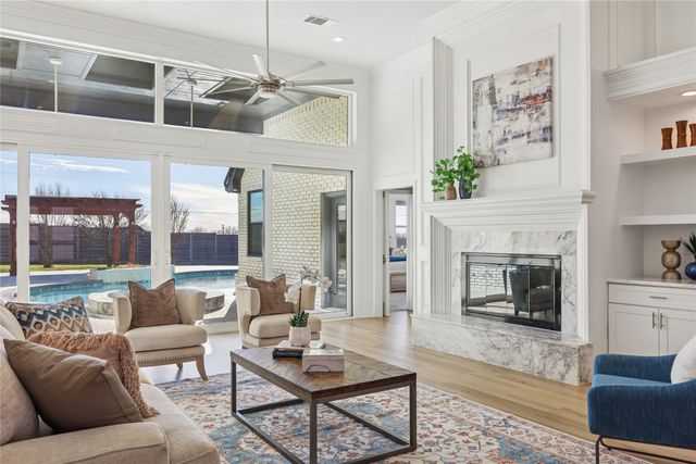 209 Carriage Hill Lane, Heath, TX 75032