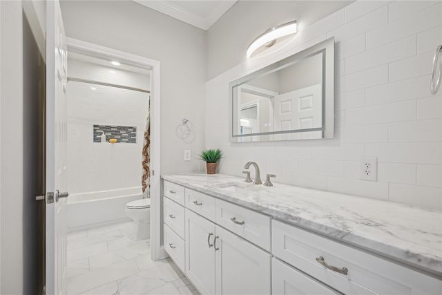 209 Carriage Hill Lane, Heath, TX 75032