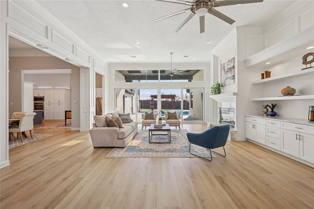 209 Carriage Hill Lane, Heath, TX 75032