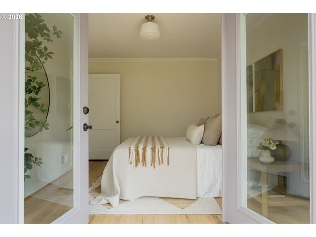 2115 Se 26TH Ave, Portland, OR 97214