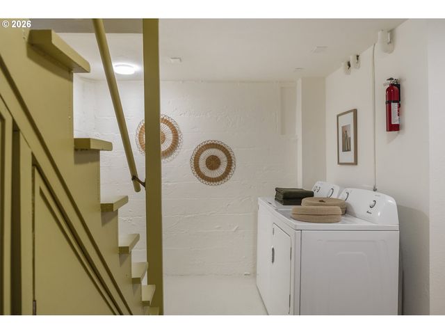 2115 Se 26TH Ave, Portland, OR 97214