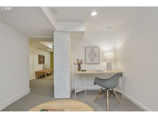 2115 Se 26TH Ave, Portland, OR 97214