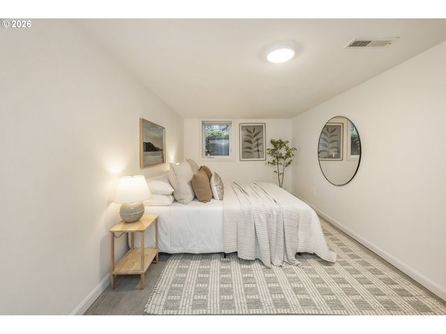 2115 Se 26TH Ave, Portland, OR 97214