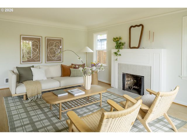 2115 Se 26TH Ave, Portland, OR 97214