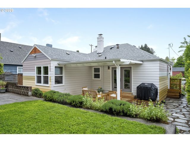 2115 Se 26TH Ave, Portland, OR 97214