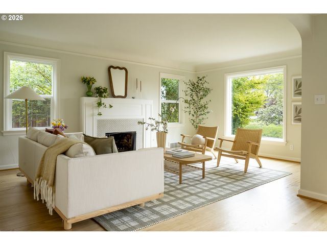 2115 Se 26TH Ave, Portland, OR 97214