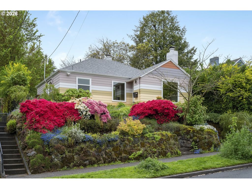 2115 Se 26TH Ave, Portland, OR 97214